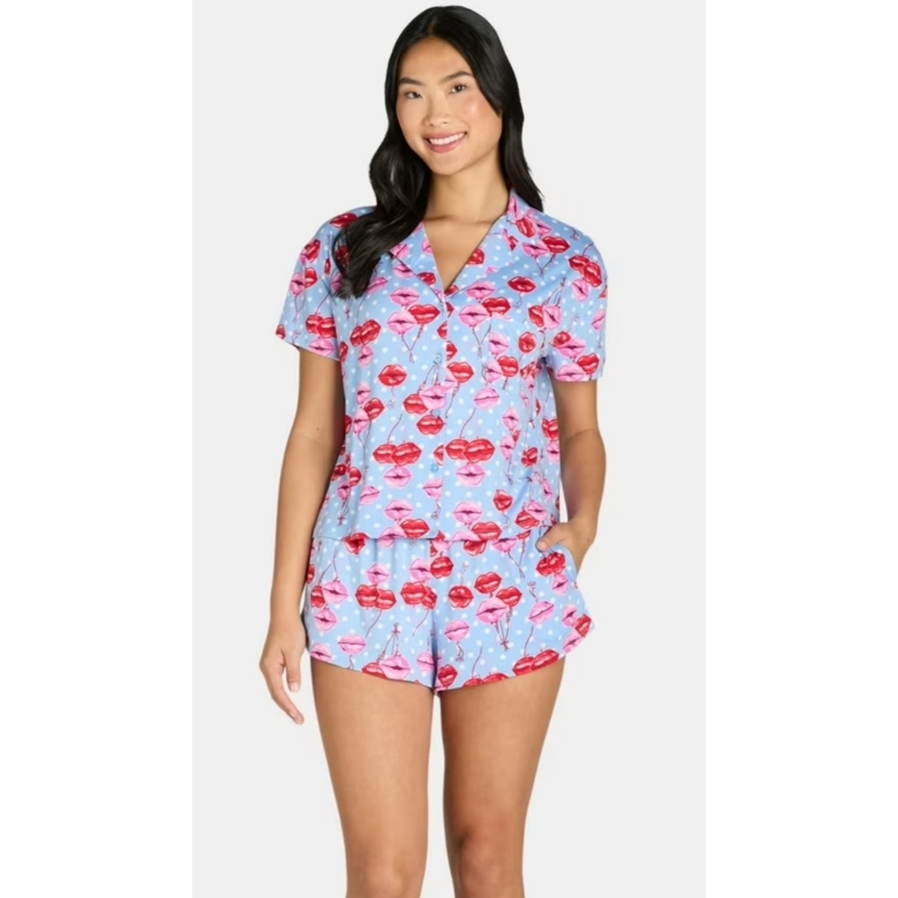 Way To Celebrate Pajama Set Blue Lip Balloon Print Size XS (0-2)